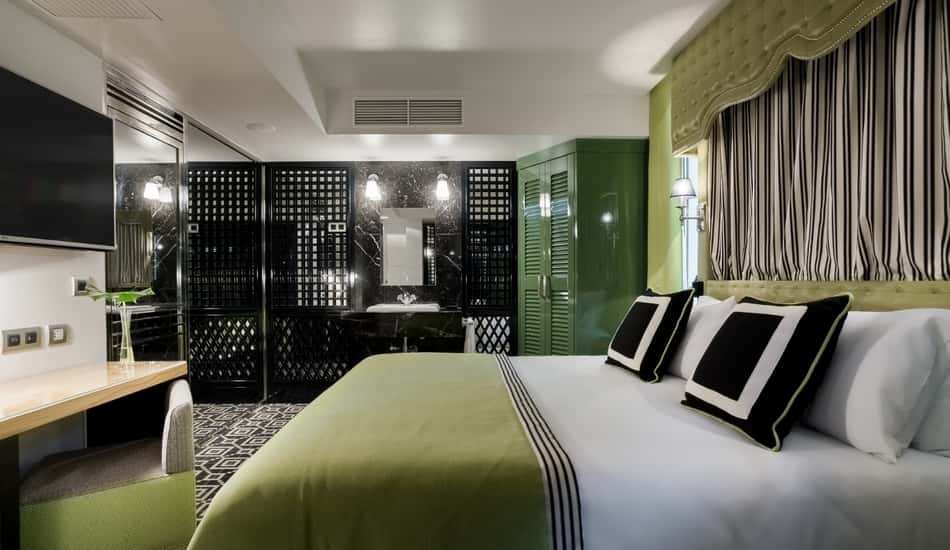 Room Mate Anna Hotel
